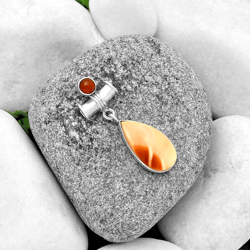 Natural Spiny Oyster Shell & Carnelian Pendant